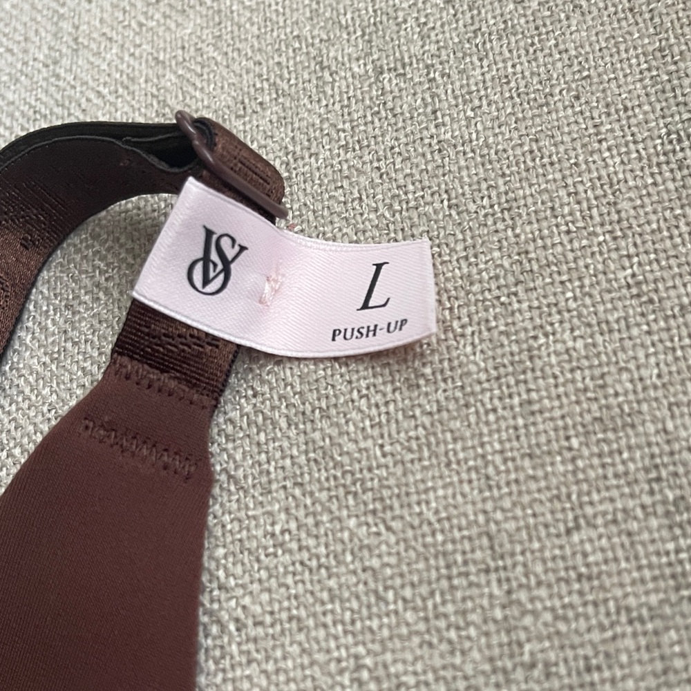 Victoria's Secret Chocolate Brown Seamless Bra - Push-up no underwire - Picture 2 of 4